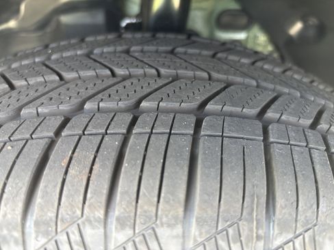 Certified 2025 BMW X1 xDrive28i w/ Technology Package image 12