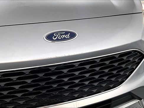 Used 2021 Ford Escape SEL FWD image 30