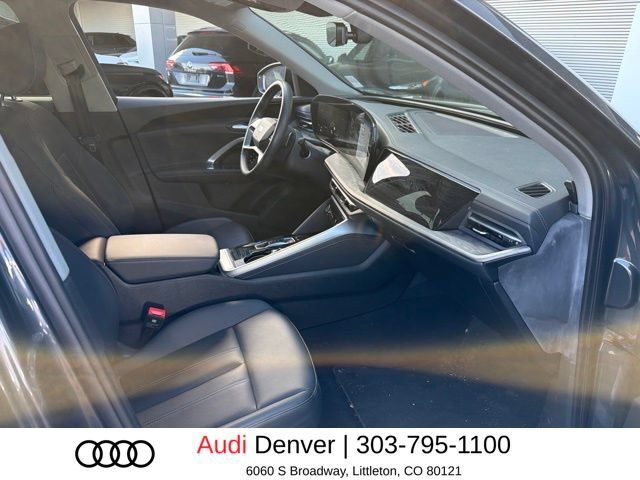 Used 2025 Audi Q5 Premium w/ Convenience Package AWD/4WD image 10