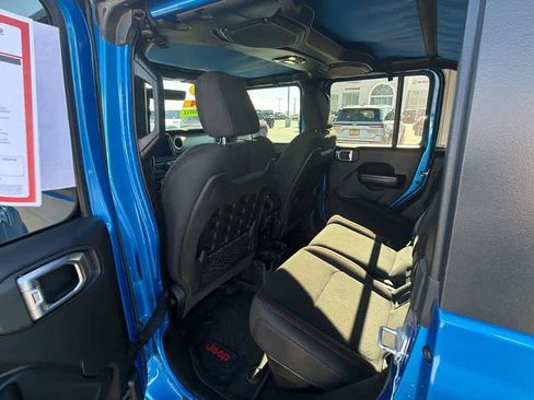 Used 2020 Jeep Gladiator Rubicon AWD/4WD image 18