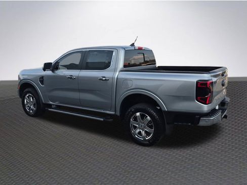 Used 2024 Ford Ranger Lariat w/ Trailer Tow Package image 5