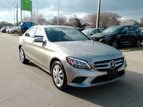 Used 2019 Mercedes-Benz C 300 4MATIC Sedan w/ Premium Package image 4