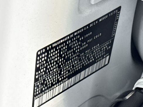 Certified 2024 Volkswagen Taos S FWD image 29