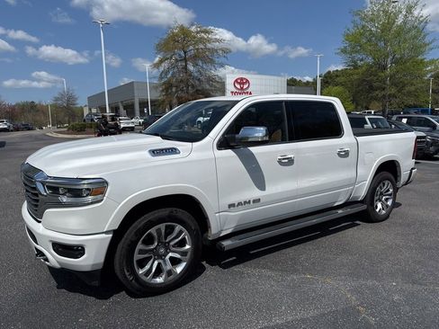 Used 2022 RAM 1500 Limited w/ Body Color Bumper Group image 1