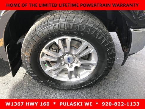 Used 2019 Ford F150 Lariat w/ Trailer Tow Package image 3