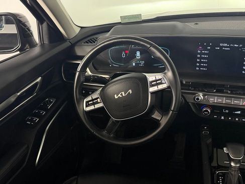 Used 2025 Kia Telluride S AWD/4WD image 13