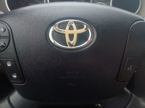 Used 2012 Toyota Tundra 2WD CrewMax w/ SR5 Pkg image 5