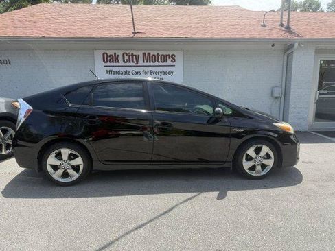Used 2013 Toyota Prius Persona Series FWD image 4