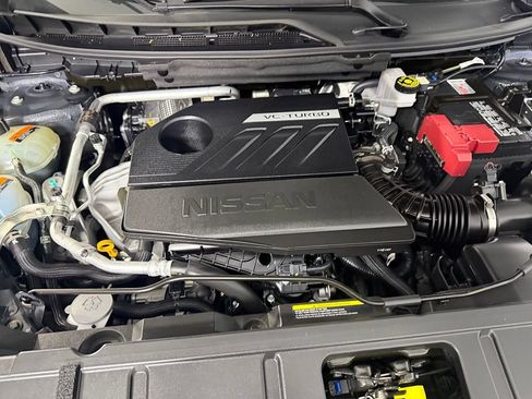 Used 2025 Nissan Rogue SV FWD image 30