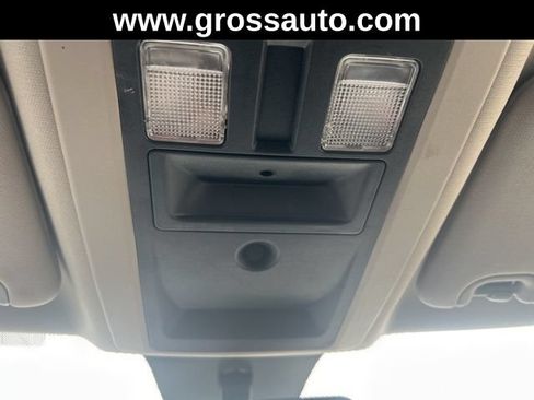 Used 2017 RAM 1500 Express AWD/4WD image 34