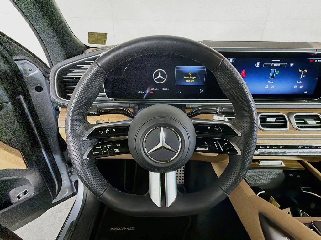 Used 2024 Mercedes-Benz GLS 450 4MATIC image 13