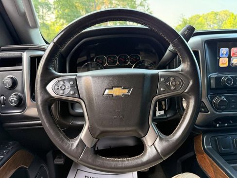 Used 2017 Chevrolet Silverado 1500 LTZ w/ Sport Package AWD/4WD image 32