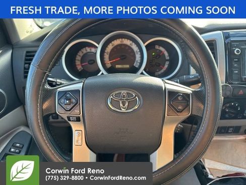 Used 2015 Toyota Tacoma 4x4 Double Cab w/ TRD Off-Road Package image 15