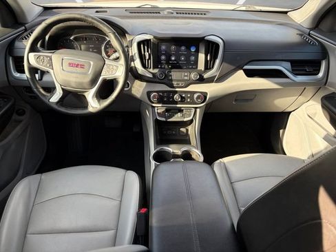 Used 2023 GMC Terrain SLT AWD/4WD image 20