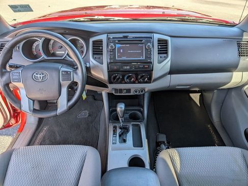 Used 2013 Toyota Tacoma PreRunner w/ SR5 Pkg image 26