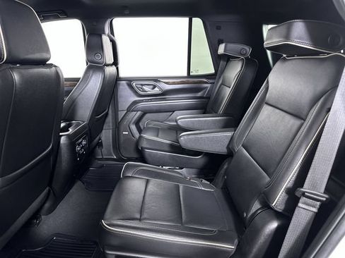 Used 2024 Chevrolet Tahoe Premier AWD/4WD image 26