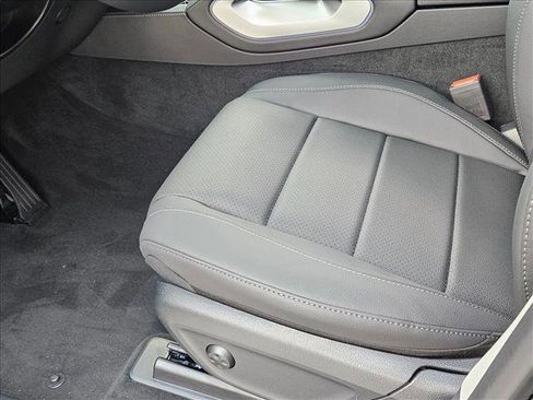 New 2026 Mercedes-Benz GLE 450 4MATIC image 4