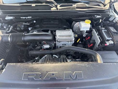 Used 2020 RAM 1500 Laramie AWD/4WD image 28