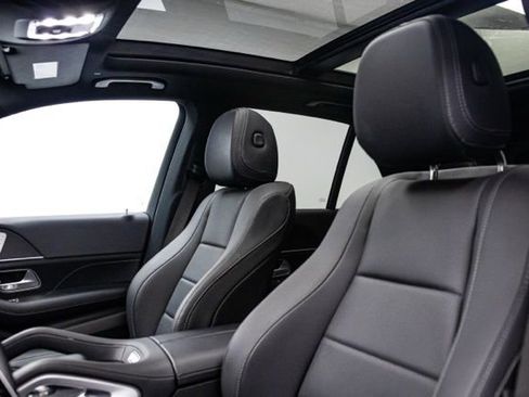 Used 2025 Mercedes-Benz GLE 350 4MATIC image 13
