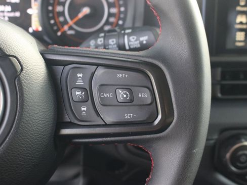 Used 2024 Jeep Wrangler Unlimited Rubicon image 18