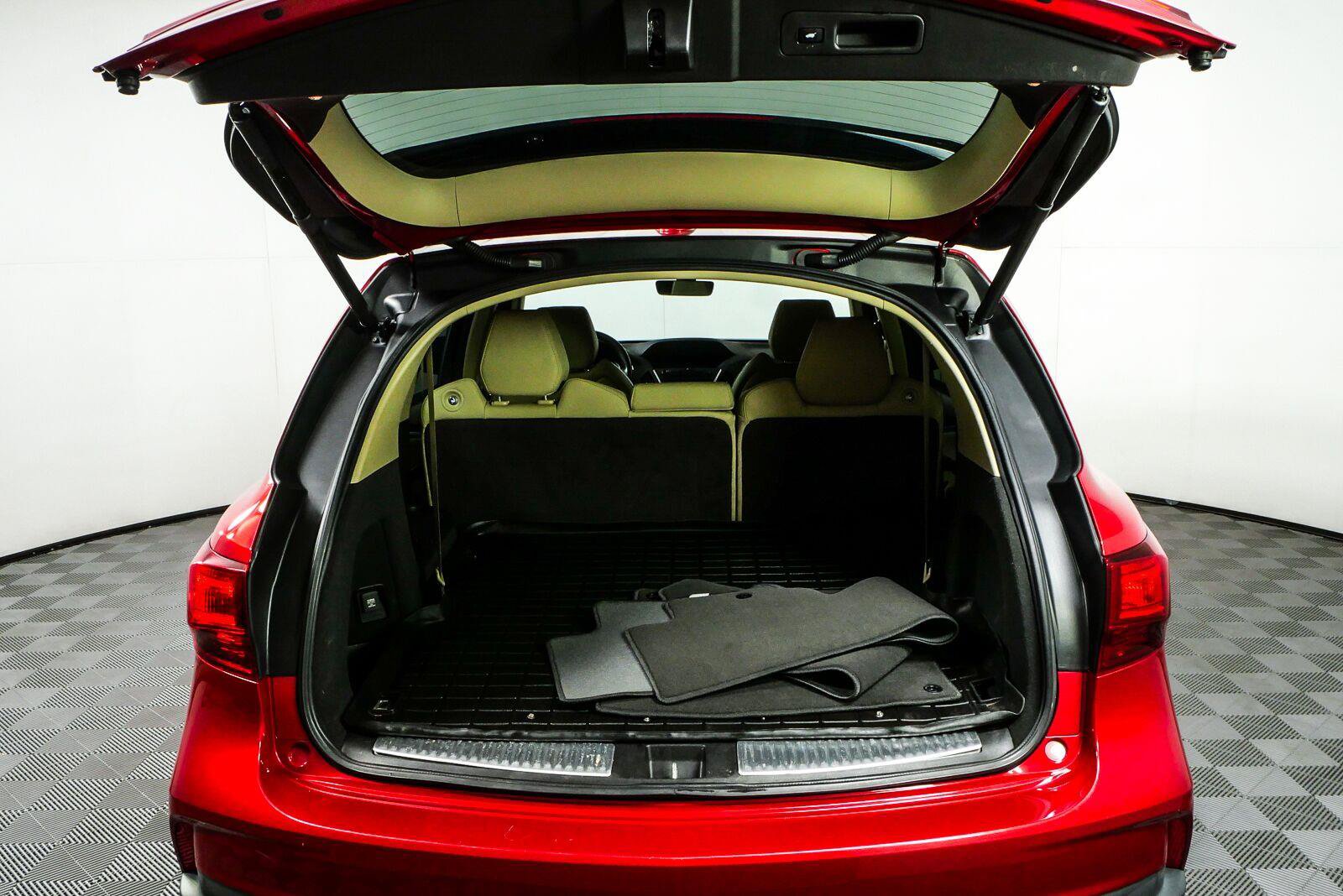 Used 2013 Chrysler 200 Limited FWD image 30