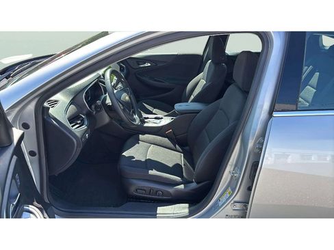Used 2016 Chevrolet Malibu LT FWD image 10