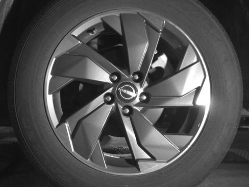 Used 2025 Nissan Rogue SV image 14