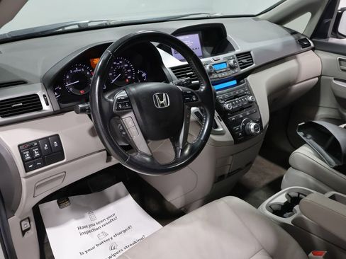Used 2012 Honda Odyssey Touring image 16
