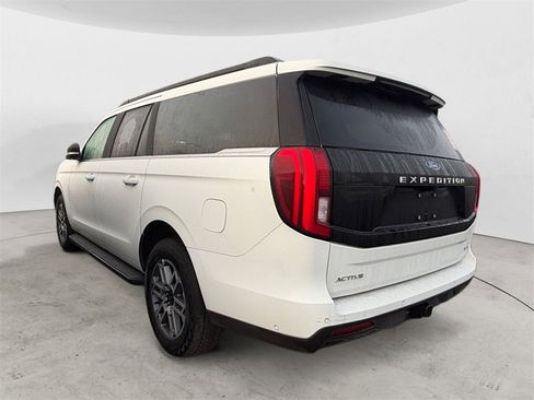 Certified 2025 Ford Expedition Max Active image 2