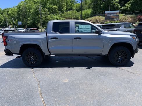New 2026 Chevrolet Colorado W/T w/ WT Custom Package AWD/4WD image 2
