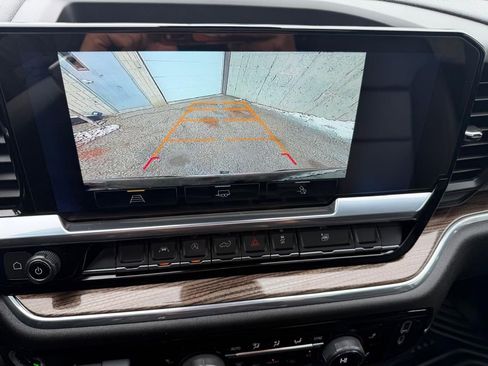 Used 2023 Chevrolet Silverado 1500 LT w/ Leather Package image 28