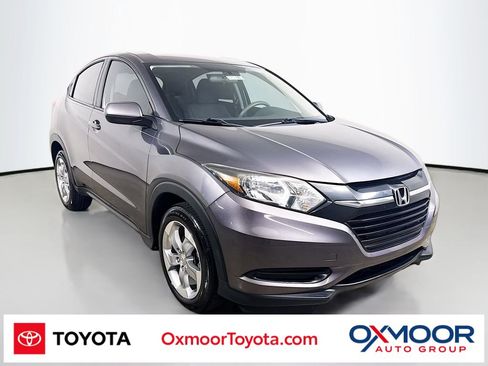 Used 2017 Honda HR-V LX image 1
