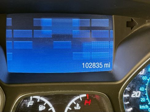 Used 2015 Ford Escape SE AWD/4WD image 19