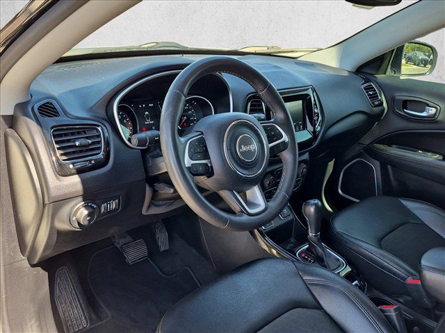Used 2021 Jeep Compass Latitude FWD image 10