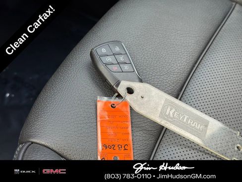 Used 2024 GMC Yukon XL Denali image 39