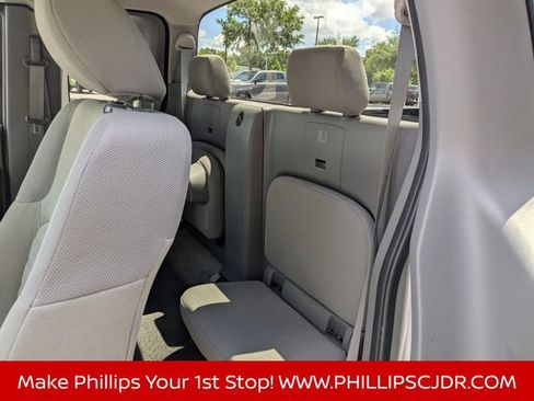 Used 2018 Nissan Frontier S RWD image 13