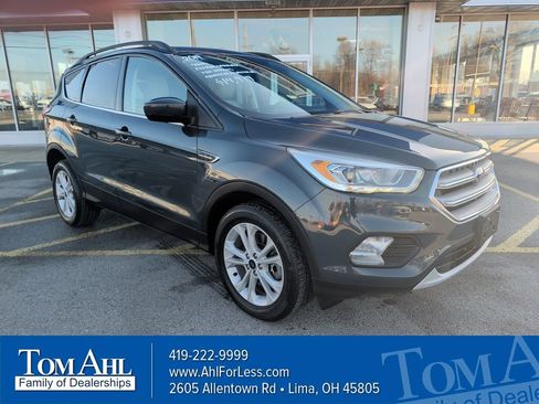 Used 2019 Ford Escape SEL image 1