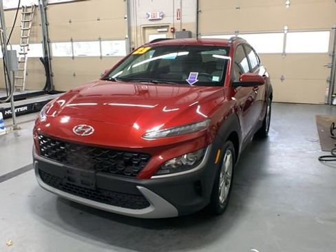 Used 2023 Hyundai Kona SEL w/ Cargo Package AWD/4WD image 3