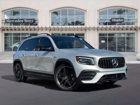 Used 2022 Mercedes-Benz GLB 35 AMG 4MATIC image 1