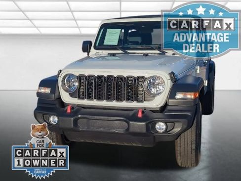 Used 2024 Jeep Wrangler Sport S image 10