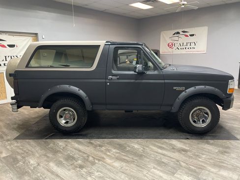 Used 1996 Ford Bronco image 10