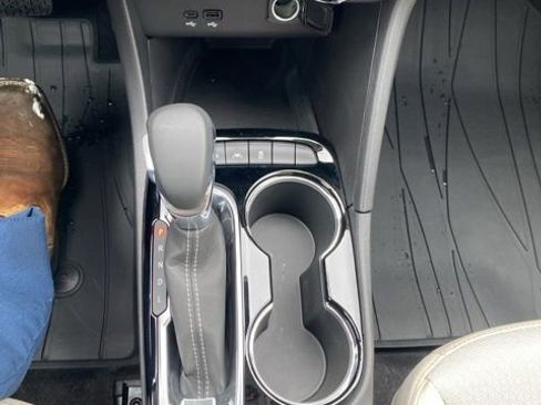 Used 2025 Buick Encore GX Preferred image 21