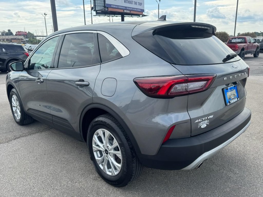 Certified 2023 Ford Escape Active AWD/4WD image 5