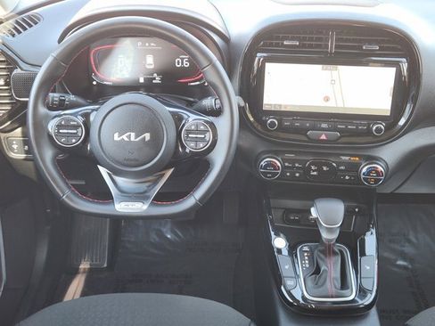 Certified 2025 Kia Soul GT-Line w/ GT-Line Technology Package image 27
