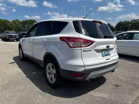 Used 2015 Ford Escape SE FWD image 4