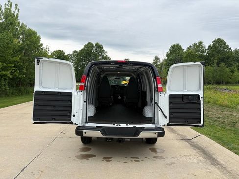 New 2026 Chevrolet Express 3500 w/ Driver Convenience Package RWD image 3