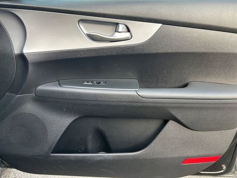 Used 2024 Kia Forte LXS image 25