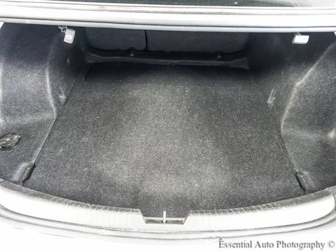 Used 2023 Chevrolet Malibu LT FWD image 21