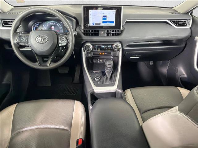 Used 2024 Toyota RAV4 LE AWD/4WD image 22