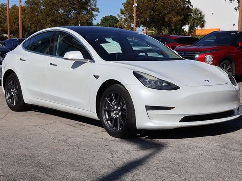 Used 2020 Tesla Model 3 Long Range image 57